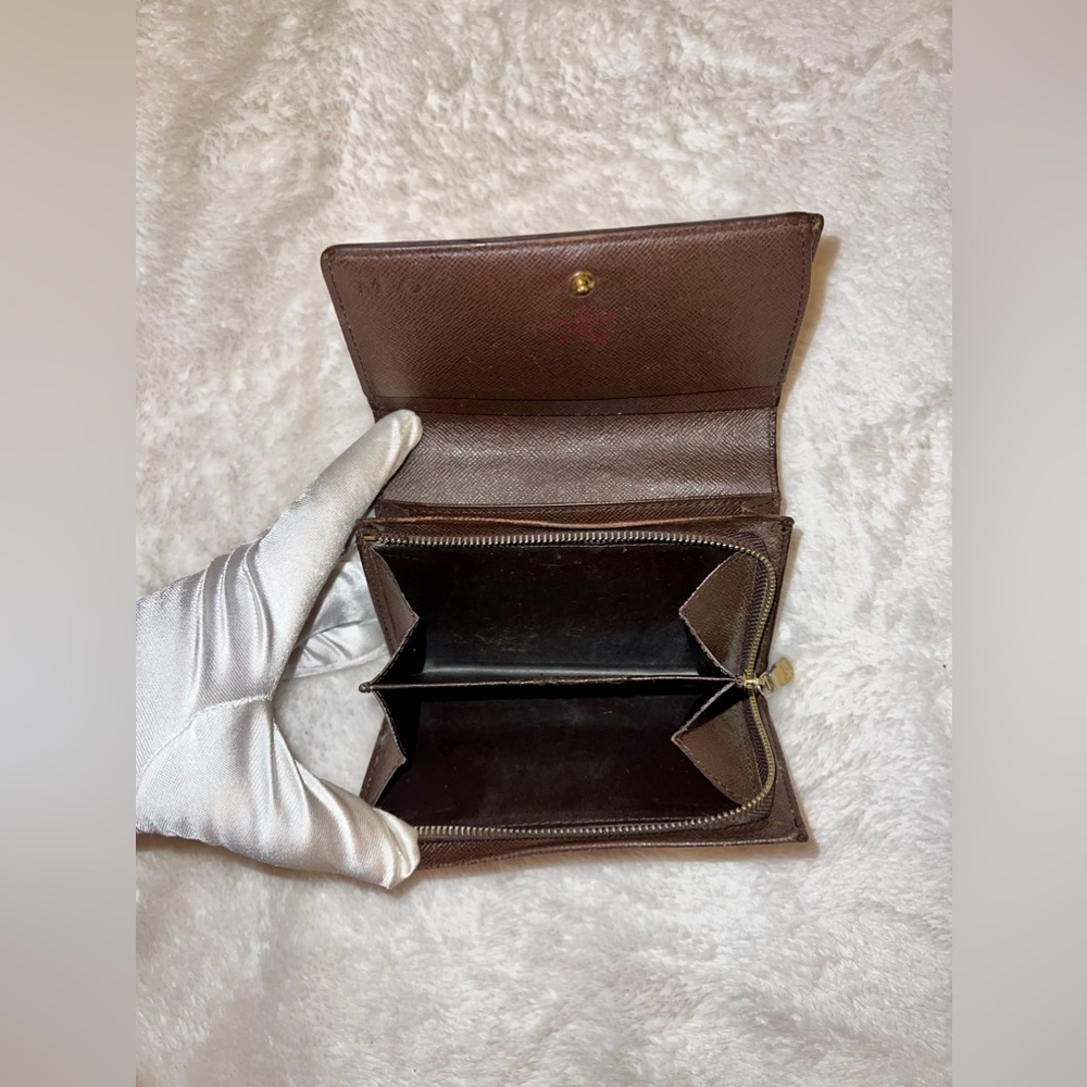 🛑SOLD🛑Louis Vuitton Damier Ebene Tresor Wallet - Picture 4 of 8